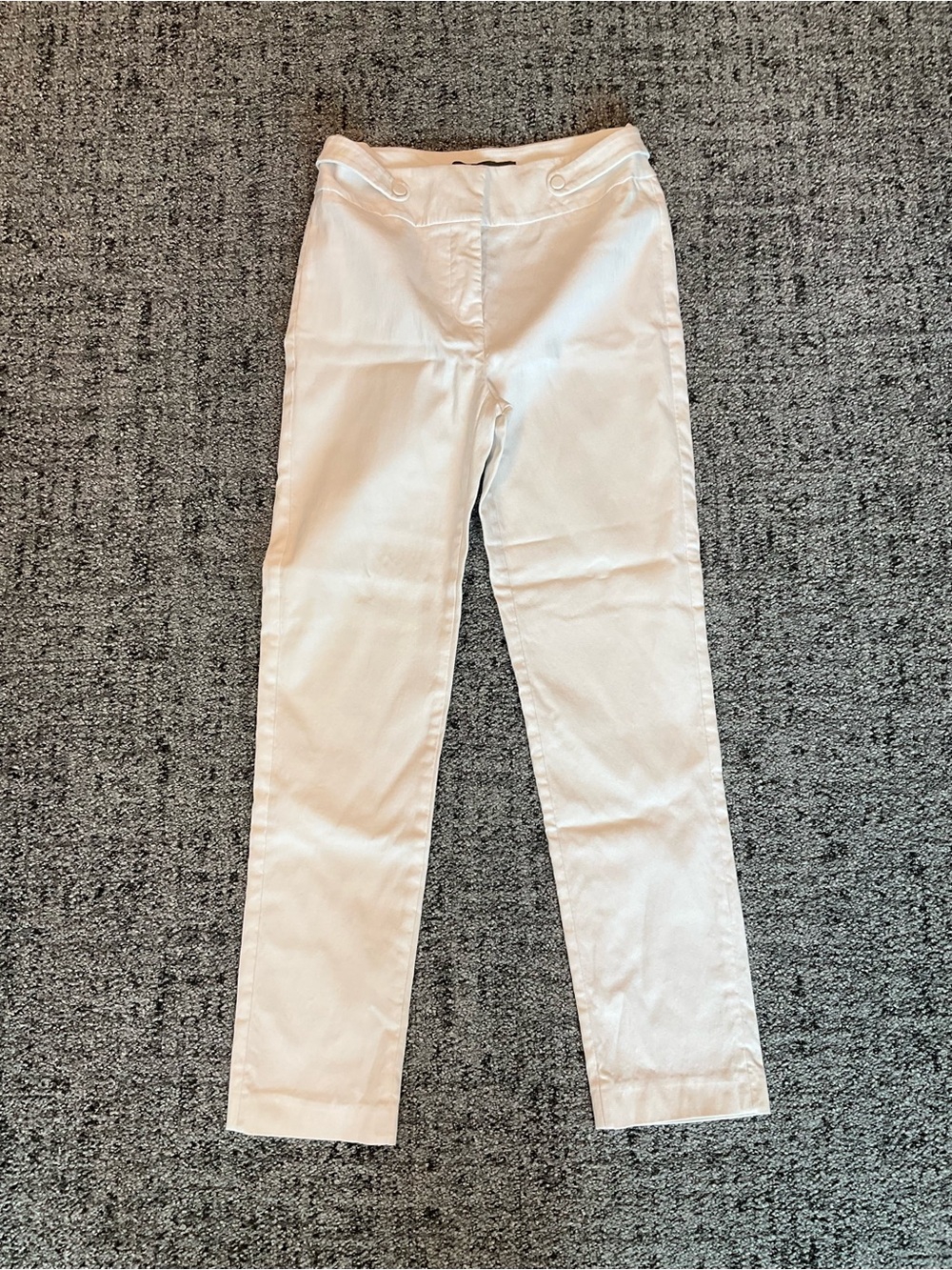 Suzy Shier White Straight-Leg Pants - Size 5/6